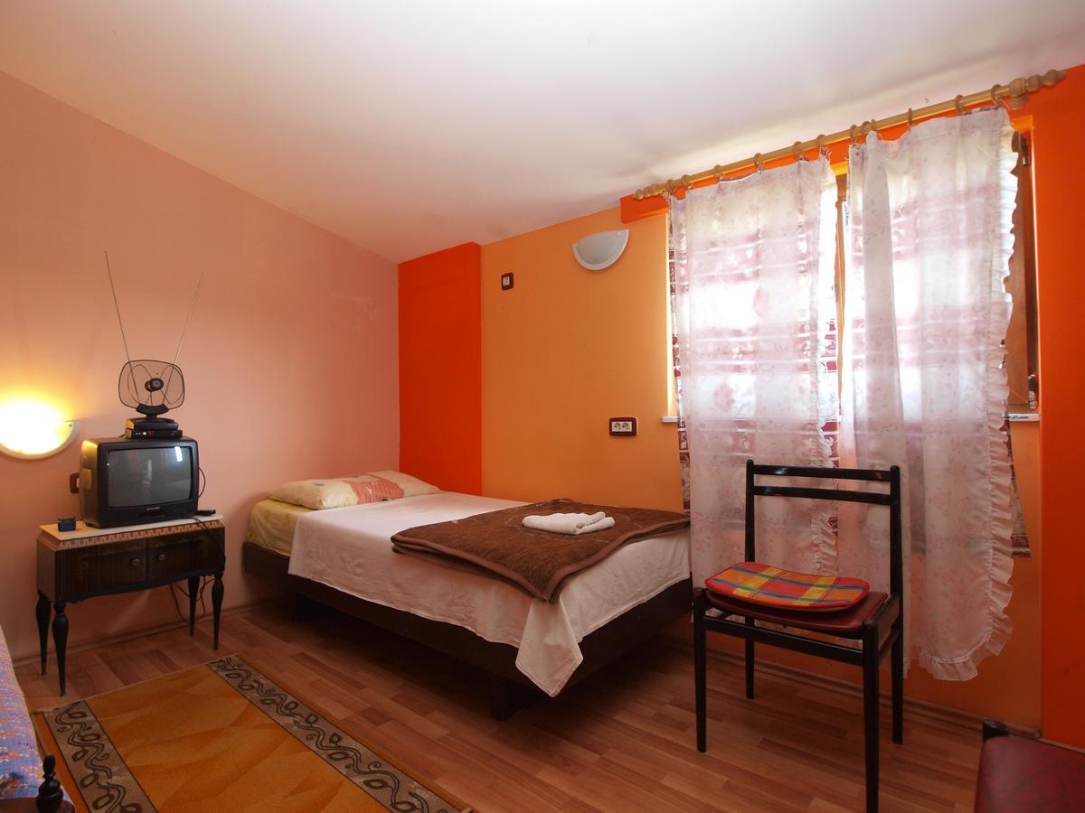 Apartments Slavica 382 Pula Luaran gambar