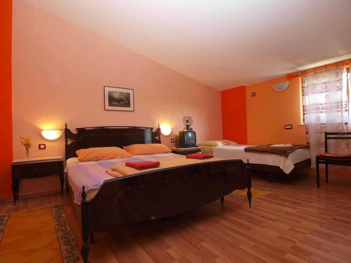 Apartments Slavica 382 Pula Luaran gambar